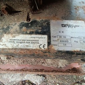 Compactadora Vibratoria Unidireccional (Heavy Duty) - Motor a gasolina profesional Honda GX160 de 5.5 HP. – Detalles de Uso Sin Probar – Se Vende a la Vista - imagen 6