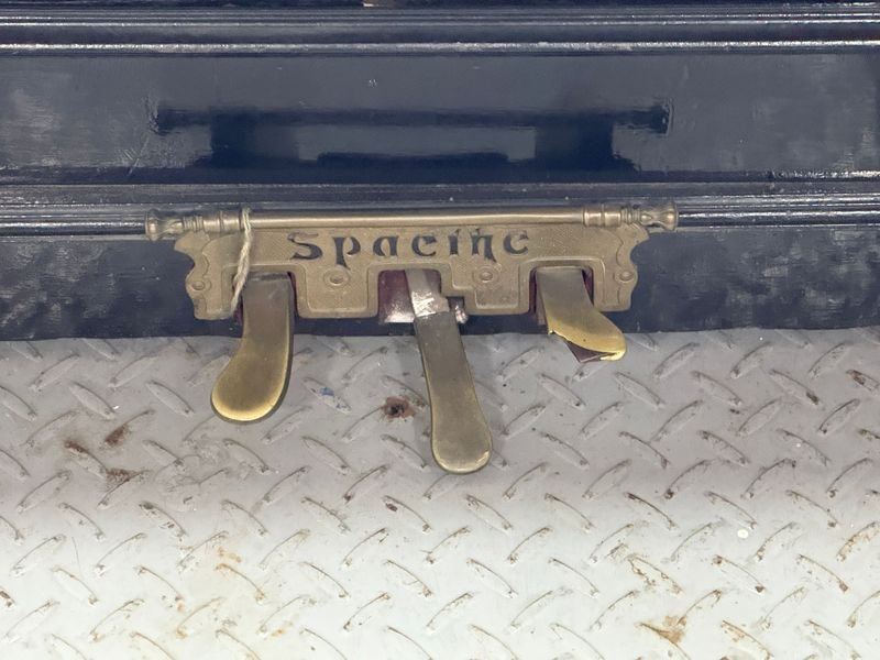 Item 825715 - Image 1