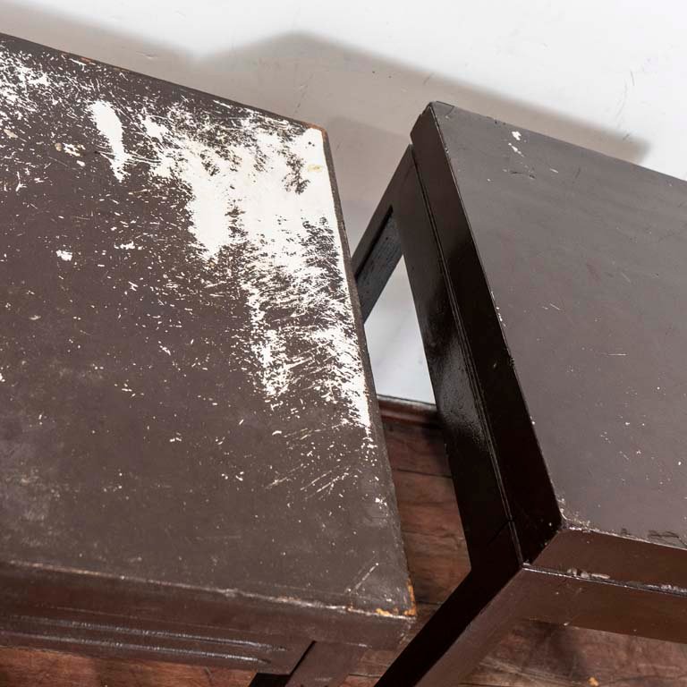 Muebles de madera con detalles y faltantes - imagen 2