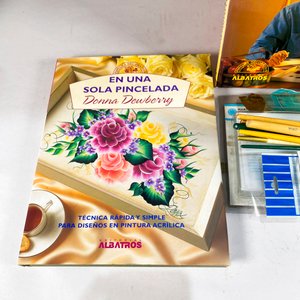 Lote de Libros de Pintura, Pinceles y Revistas de Arte - imagen 3