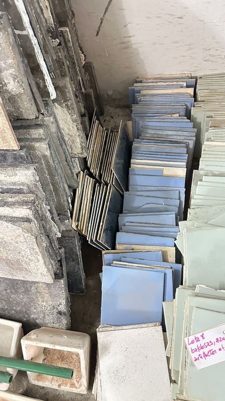 Baldosas, azulejos y artefactos de construcción - imagen 1