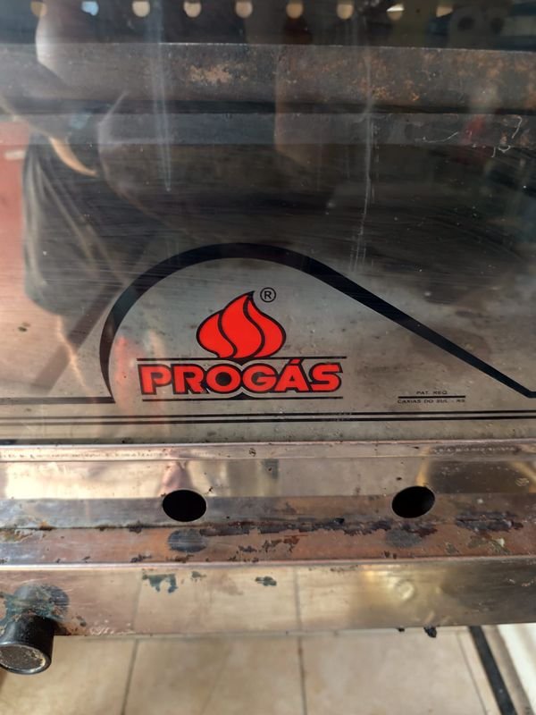 Horno a gas industrial en mal estado - imagen 2
