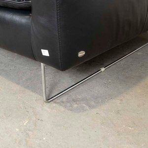 Sofá Italsofà de 2 Cuerpos en Cuero Negro con Patas Cromadas - imagen 2