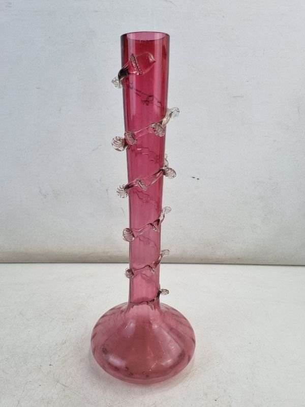 Florero Decorativo Cristal Rosado con Hojas Transparentes