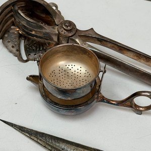 Lote Variado de Cubiertos: Cuchillos Solingen, Cucharas, Tenedores y Utensilios - imagen 15