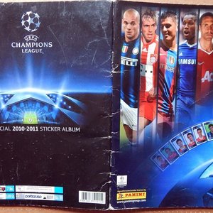 Lote siguiente: Álbum de Figuritas Panini Champions League 2010-2011 Oficial