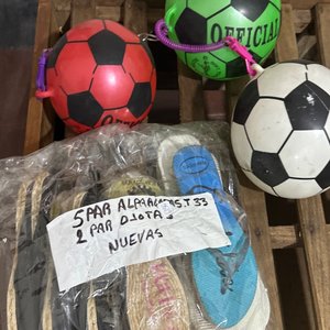 Lote siguiente: Alpargatas oj pelotas