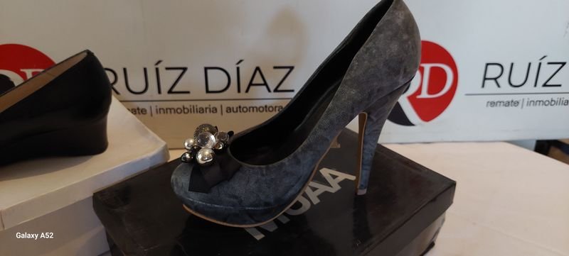 Zapatos de tacón alto en cuero - imagen 3