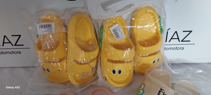 Zapatillas de plástico y lona para hombre - imagen 3