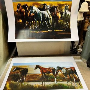 Lote siguiente: Par de Láminas Criollas con Caballos y Escena Ecuestre