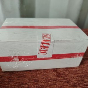 Lote anterior: Caja Sellada con 8 Mazos de Cartas de Póker