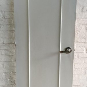 Hoja de Puerta Interior Blanca con Manija Metálica - imagen 3
