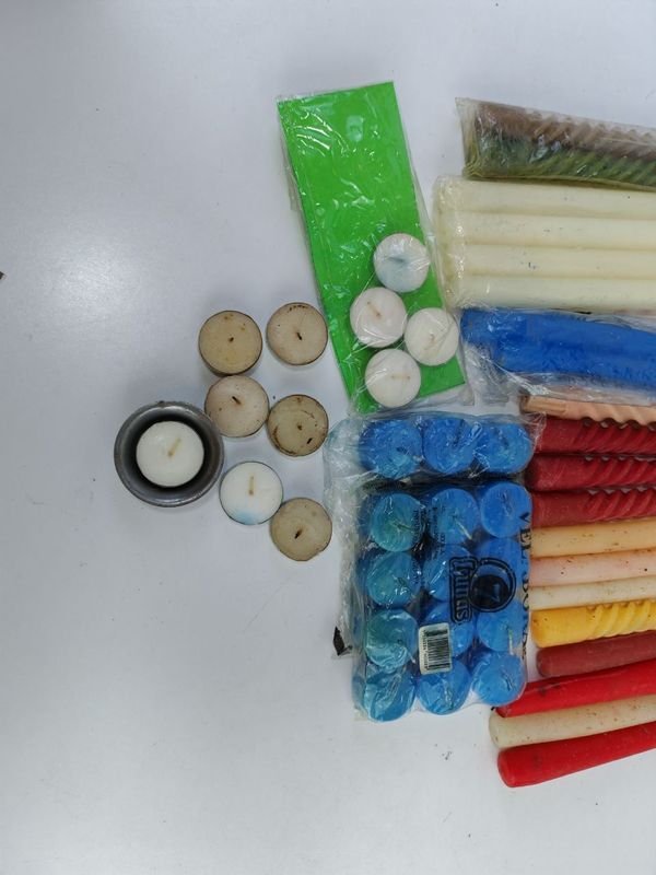 Lotes de Velas Coloridas y Variedades - imagen 4