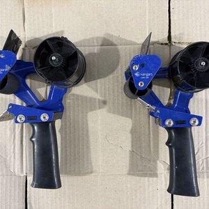 Lote siguiente: Dispensador de Cinta Adhesiva Kangaro CSM-201 Azul y Negro