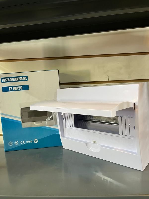 Caja de distribución plástica con llave - imagen 3