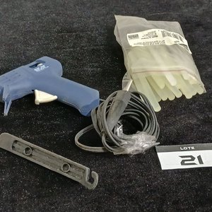 Lote siguiente: Pistola de Silicona Caliente Eléctrica con Kit de Barras