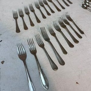 Lote de Cucharas y Tenedores de Acero Inoxidable - imagen 2
