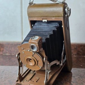 2 Antiguas Cámaras de Fuelle Plegable Kodak y Foth con Estuches - imagen 2