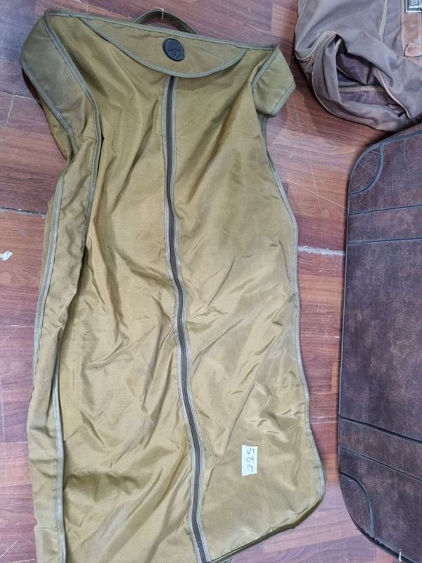 Item 865899 - Image 1