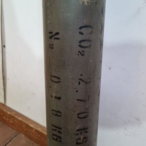 Antigua Garrafa de Oxígeno o CO2 con Manómetro - Ideal Coleccionismo Industrial - imagen 3