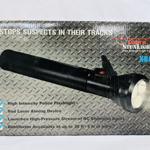 Lote siguiente: Linterna Taser Cobra Stunlight XBC con Láser y Gas Pimienta