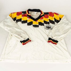 Lote anterior: Camiseta de Fútbol Alemania Retro Talle L