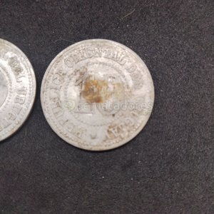 Dos Monedas de 10 Centésimos de Uruguay - imagen 3