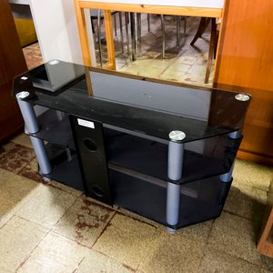 Lote anterior: Mueble de TV de vidrio templado y metal