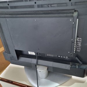 Televisor AOC 32 Pulgadas con Parlantes Integrados - Para Reparar - imagen 3
