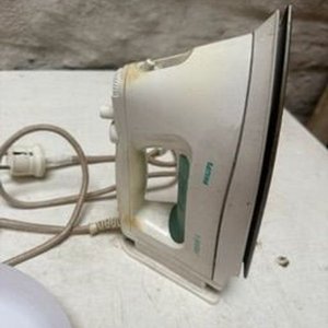 Plancha a Vapor Philips y Panquequera Eléctrica - imagen 3
