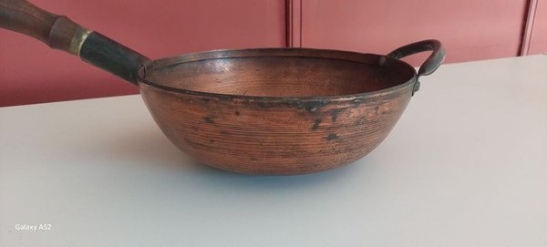 Sarten de cobre en excelente condición - imagen 2