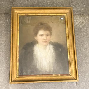 Retrato de Dama al Óleo en Marco Dorado - 70 x 60 cm - imagen 1