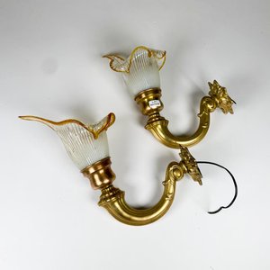 Lote siguiente: Par de apliques de bronce con tulipas