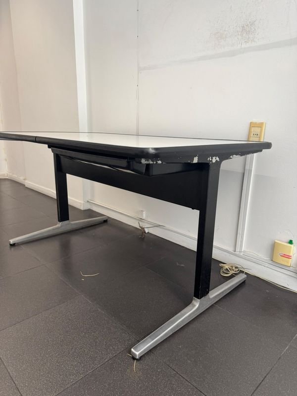 Item 829275 - Image 1