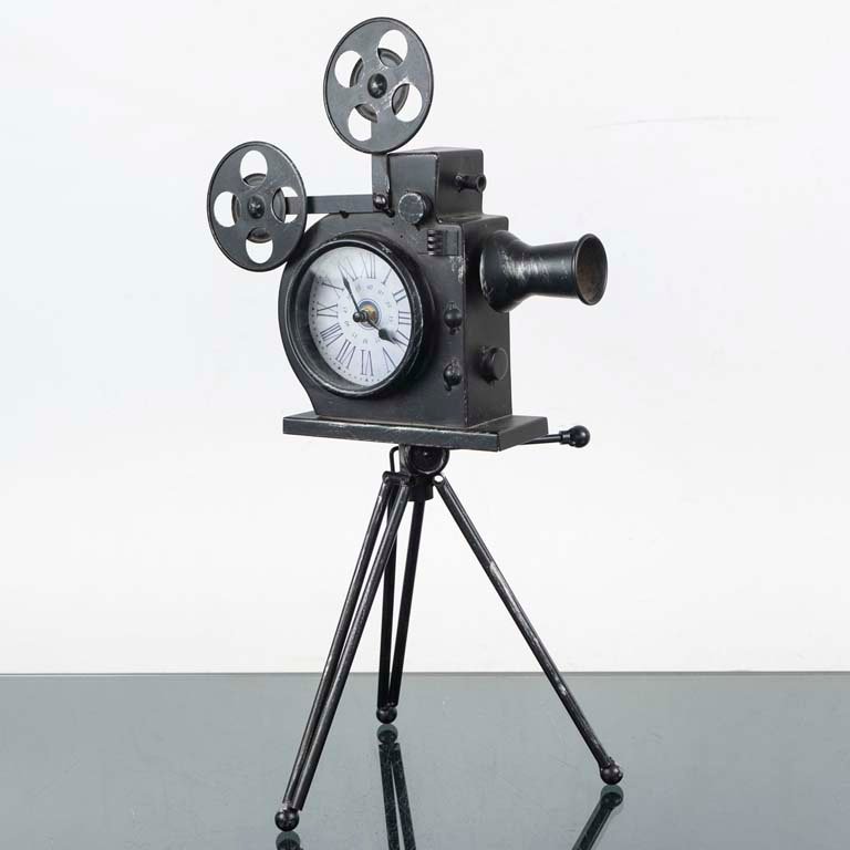 Lote anterior: Reloj a pila moderno de metal con proyector