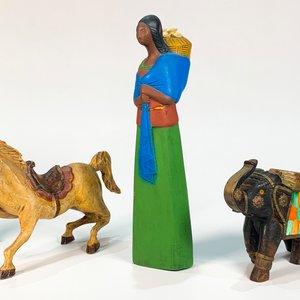 Lote de 4 Figuras Decorativas: Caballos, Elefante y Dama Peruana - imagen 3