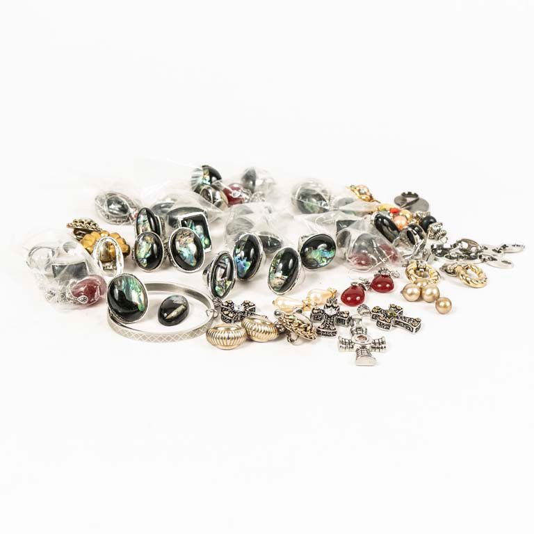 Item 2113522 - Image 0