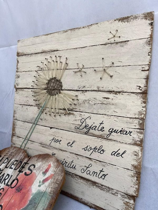 Cuadros decorativos y paraguero en madera - imagen 2