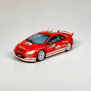 Lote anterior: Maqueta Solido Peugeot 307 WRC 11 Rally Marcus Gronholm Rojo Escala 1:18