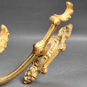 Par de Soportes para Barra de Cortina en Bronce con Relieves - imagen 11