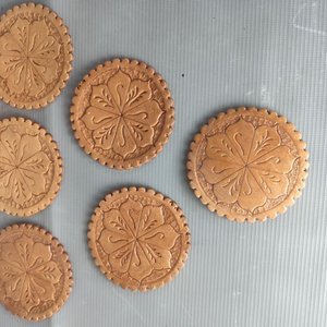 Set de 6 Posavasos de Cuero Grabado y 6 Posavasos Grant's Scotch Whisky - imagen 4
