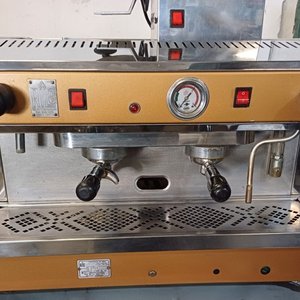 Máquina de Café Rilo Profesional de 2 Brazos con Molinillo - imagen 3