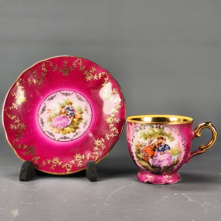 Dúo de taza y plato en porcelana alemana 'Gloria' con escena romántica fragonard - imagen 4