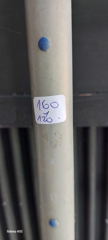 Par de estantes en metal y acrílico para hogar - imagen 8