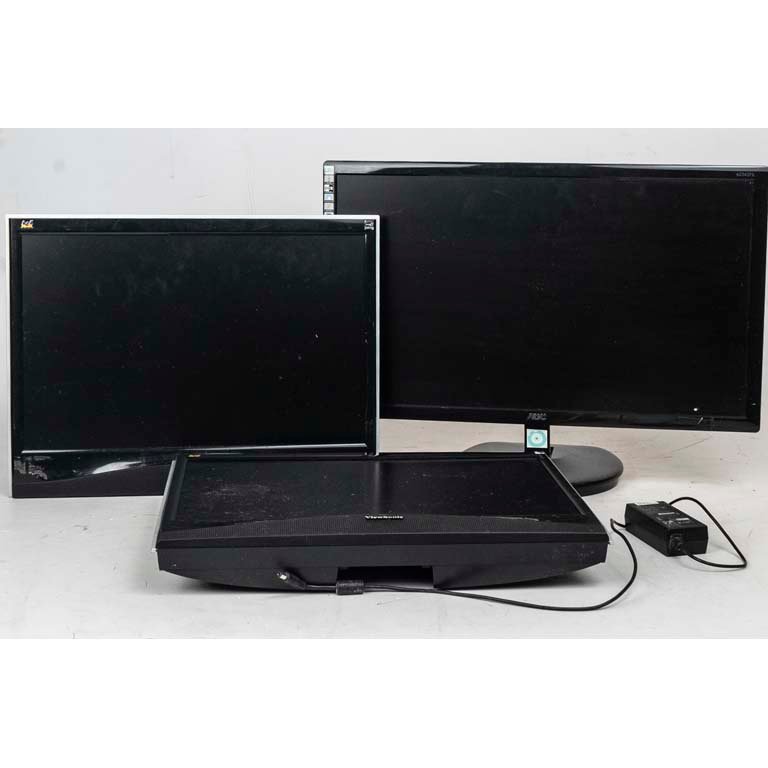Lote de 3 Monitores: 2 ViewSonic y 1 AOC