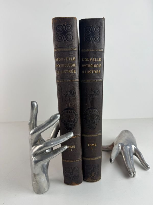 Libro antiguo 'Par de tomos En familia' de Hector Malot, Editorial Ernest Flammarion