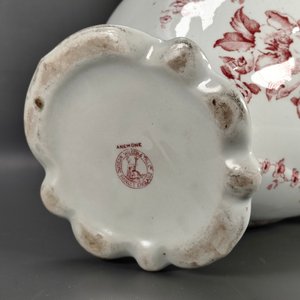 Jarra de Porcelana Blanca con Flores Rojas - Sellada "Anemone" - imagen 8