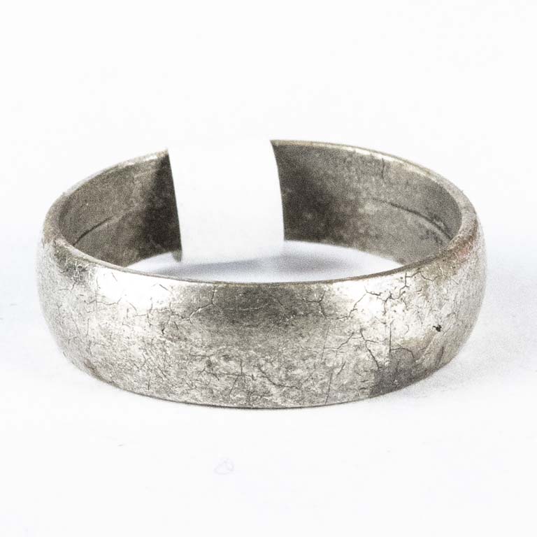 Lote siguiente: Anillo de plata en buen estado