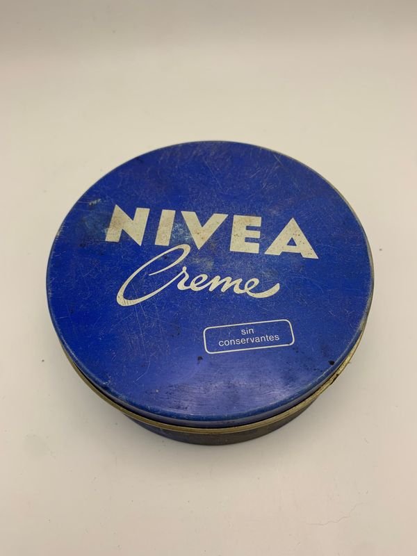 Lote anterior: Lata de Nivea en buen estado