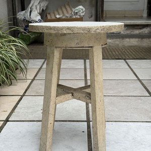 Lote anterior: Taburete Redondo de Madera Blanco